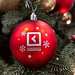 елочный шар с логотипом